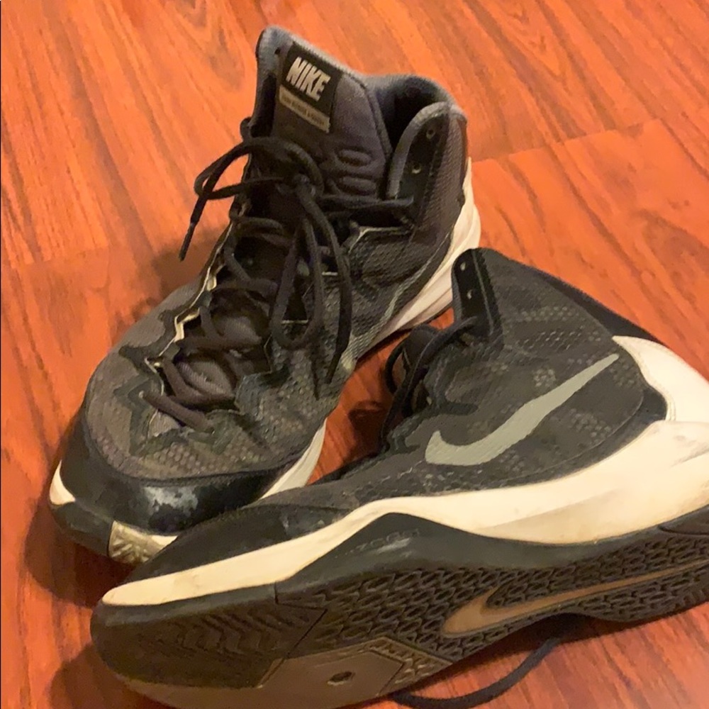 Nike basketball shoes